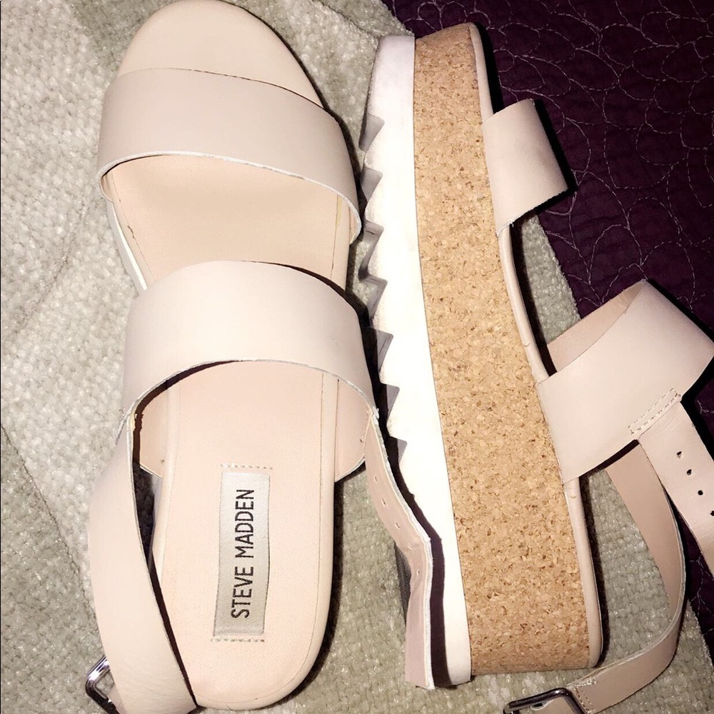 Tan Steve Madden sandal wedges